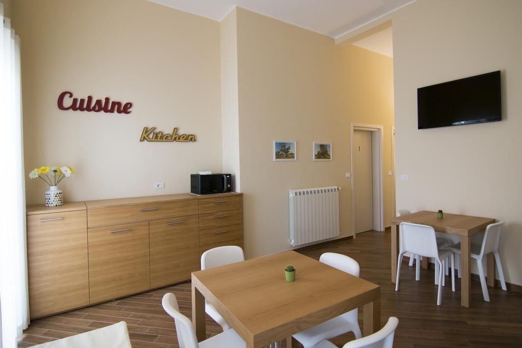 Golden House Hotel Mesagne Exterior foto